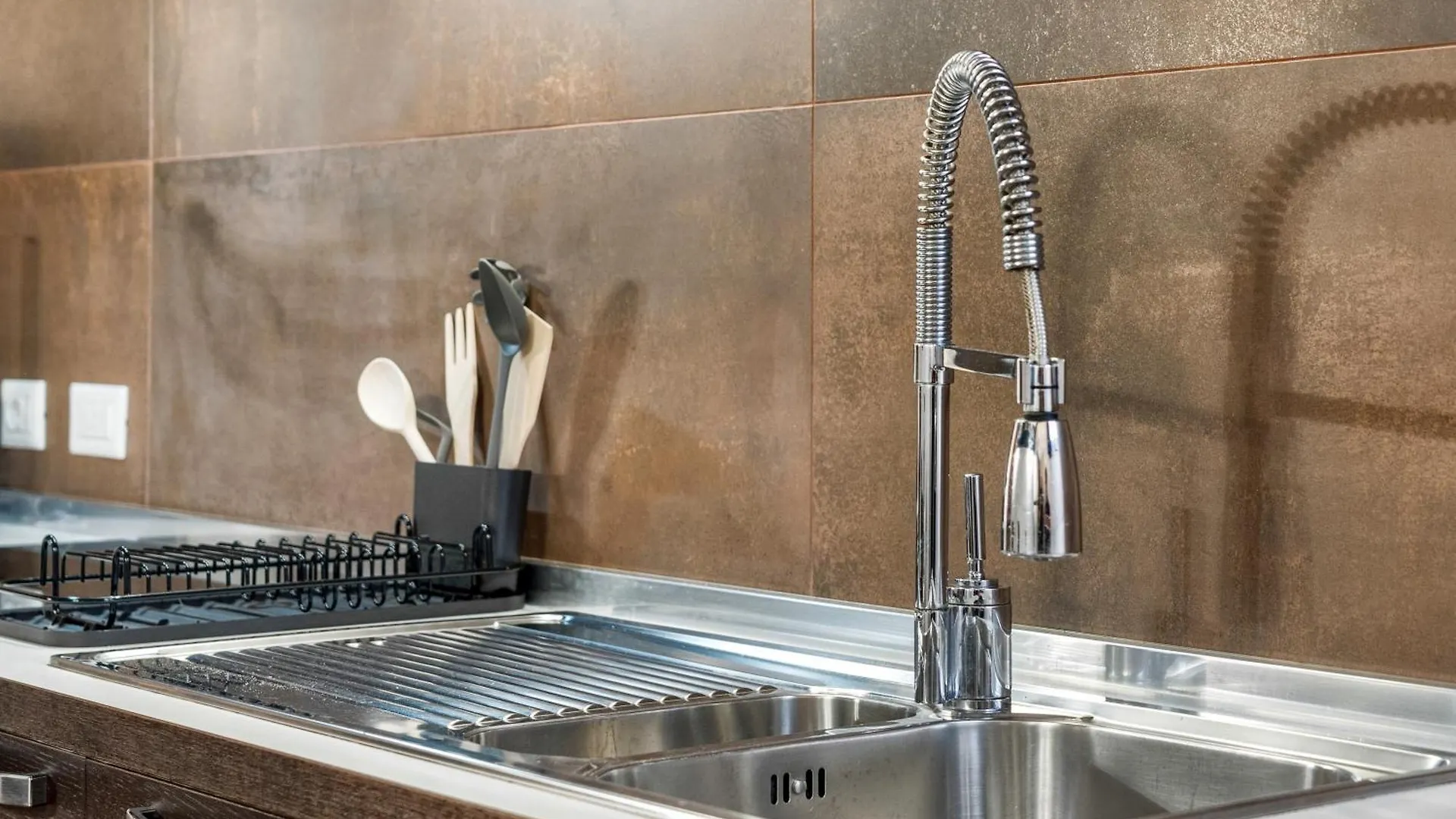 شقة New 2024 Metropolitan 50 كالياري
