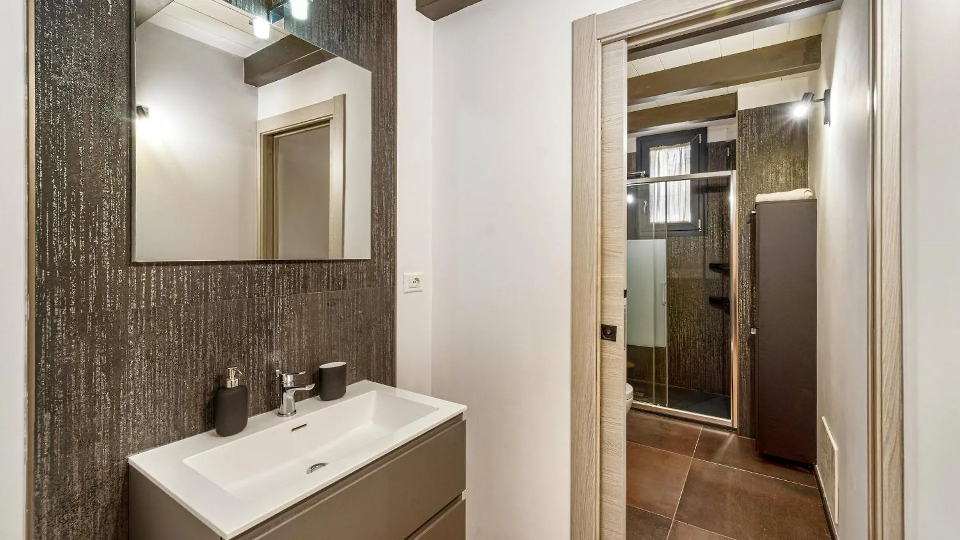 شقة New 2024 Metropolitan 50 كالياري